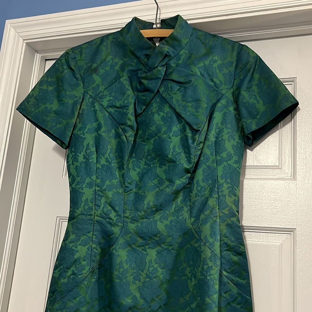 Vintage Emerald Leaf Pattern Dress